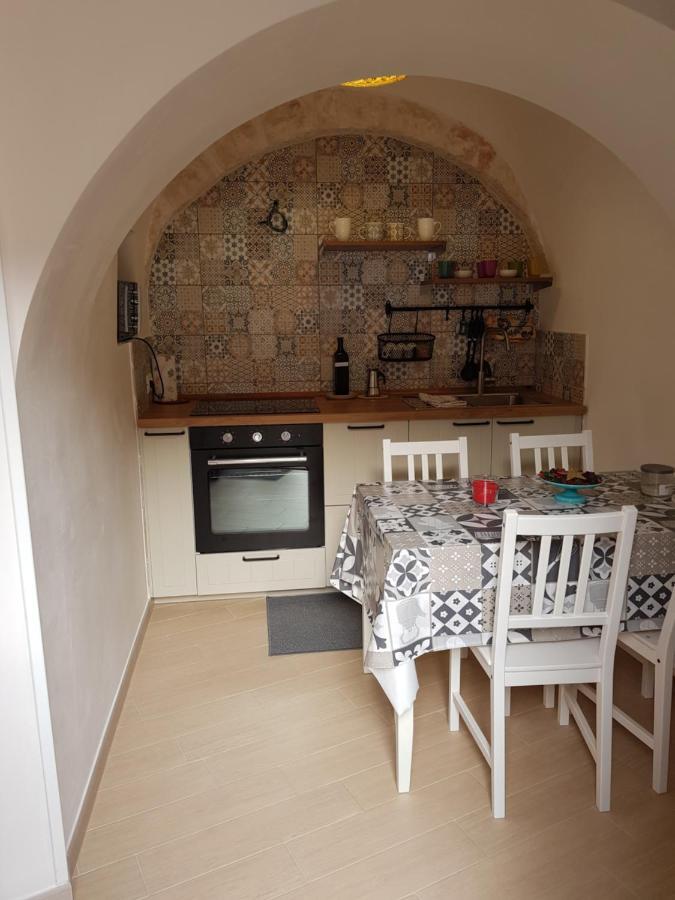 Trullo Giuvica Villa Locorotondo Luaran gambar